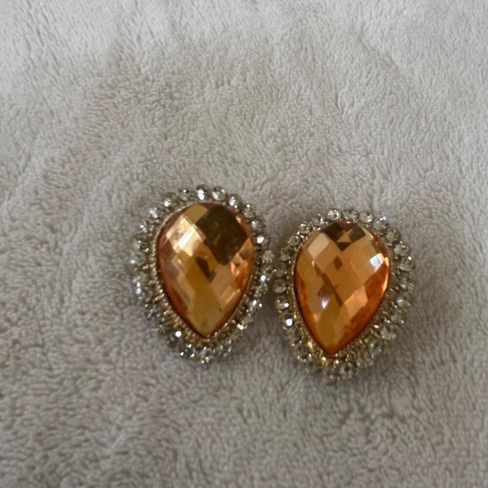 Women’s Fashion Earrings‎ Stylish Jewelry Accessory Chic Statement Dangle Stud